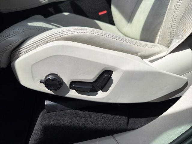 2020 Volvo XC90 T6 Inscription