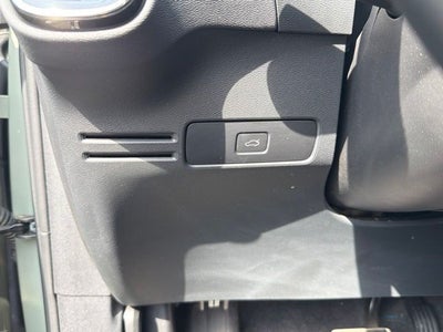 2024 Volvo XC40 B5 Core