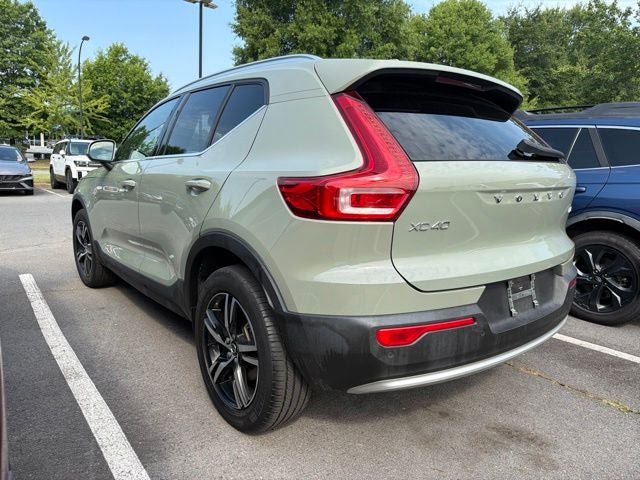 2024 Volvo XC40 B5 Core