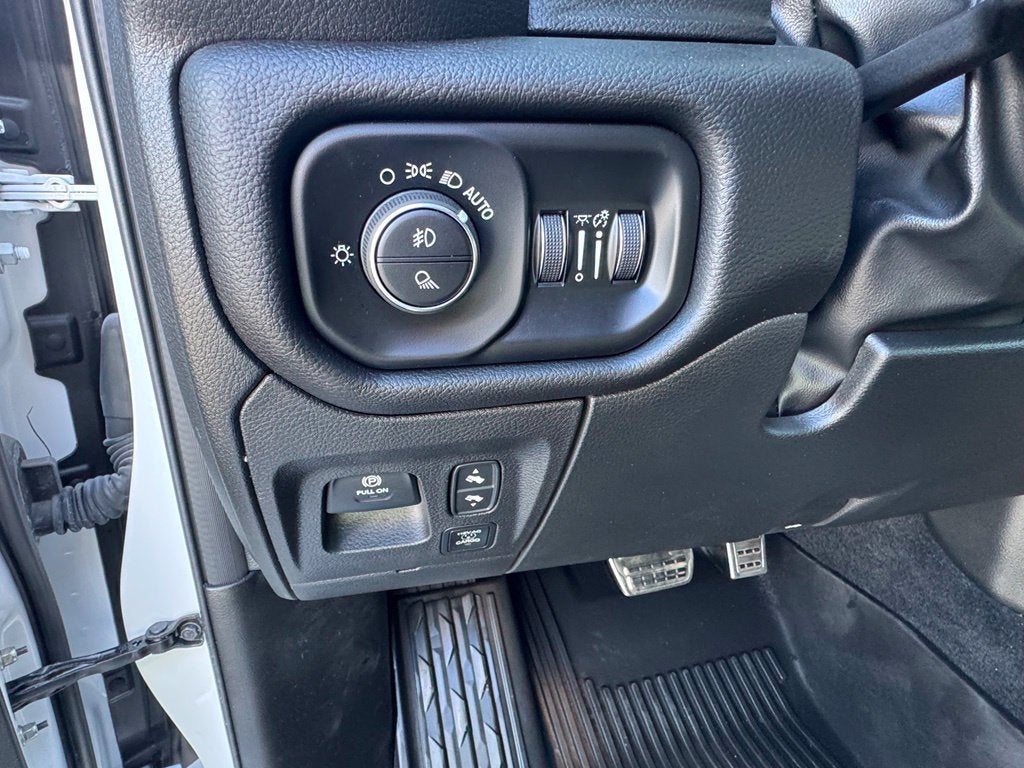 2025 RAM 1500 RHO