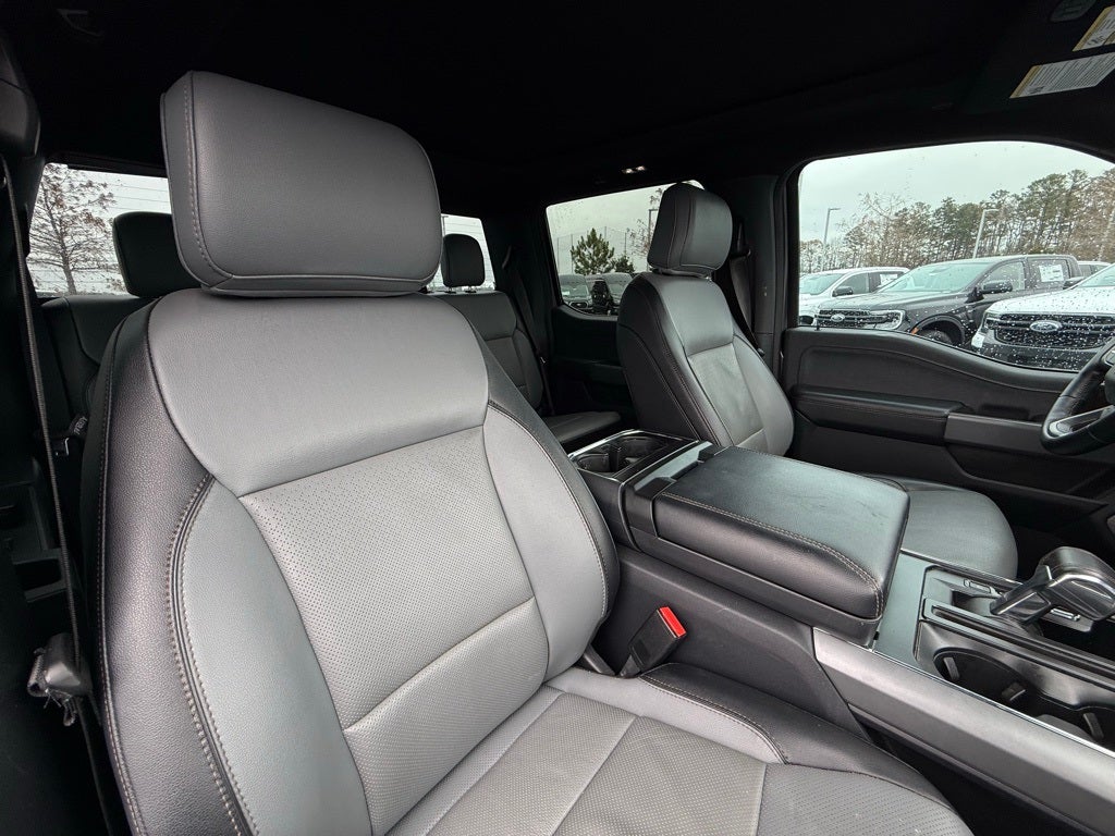 2022 Ford F-150 Lightning Lariat