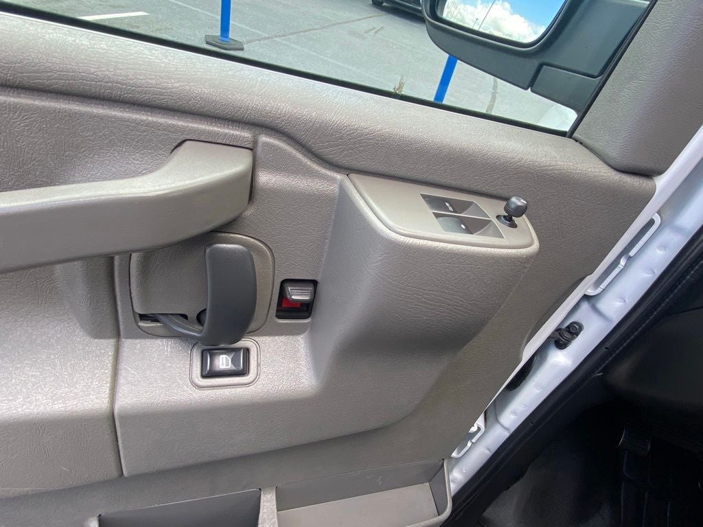 2022 Chevrolet Express 2500 Work Van Cargo
