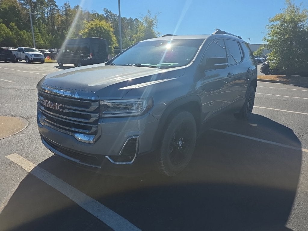 2022 GMC Acadia AT4