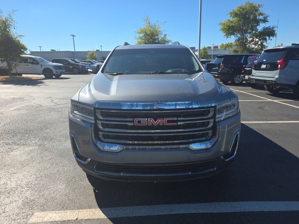 2022 GMC Acadia AT4