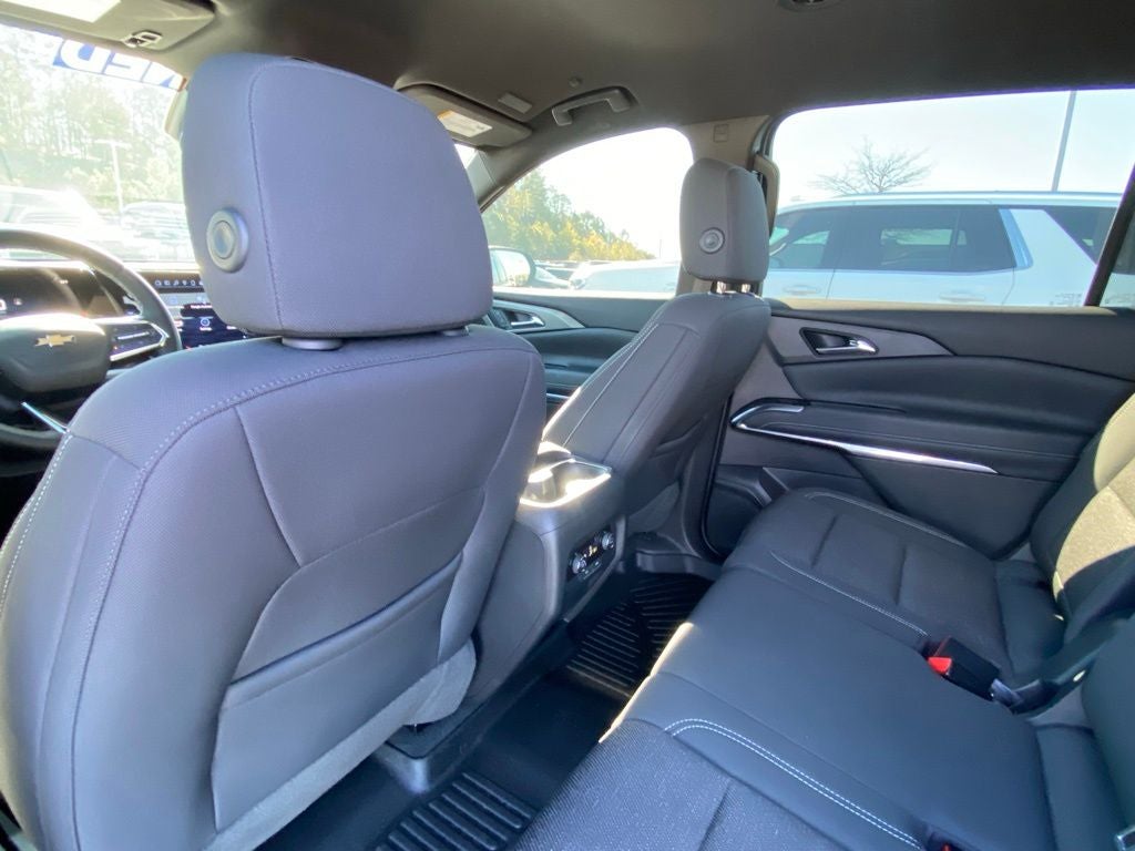 2024 Chevrolet Traverse LS