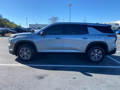 2024 Chevrolet Traverse LS