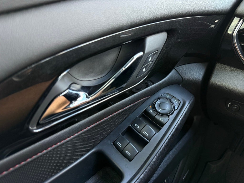 2022 Chevrolet Traverse RS