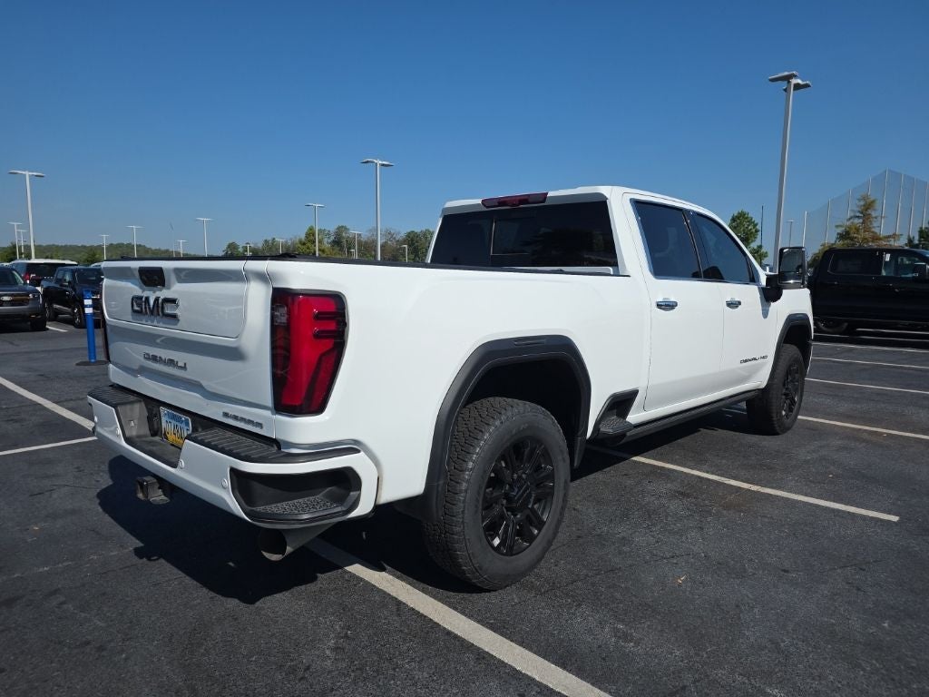 2025 GMC Sierra 2500HD Denali
