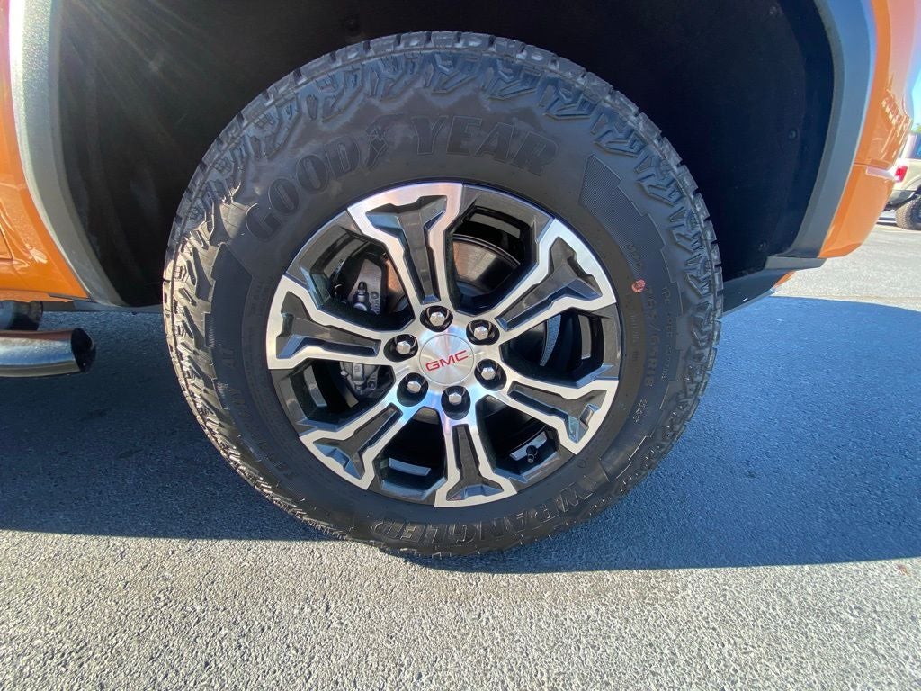 2025 GMC Canyon AT4