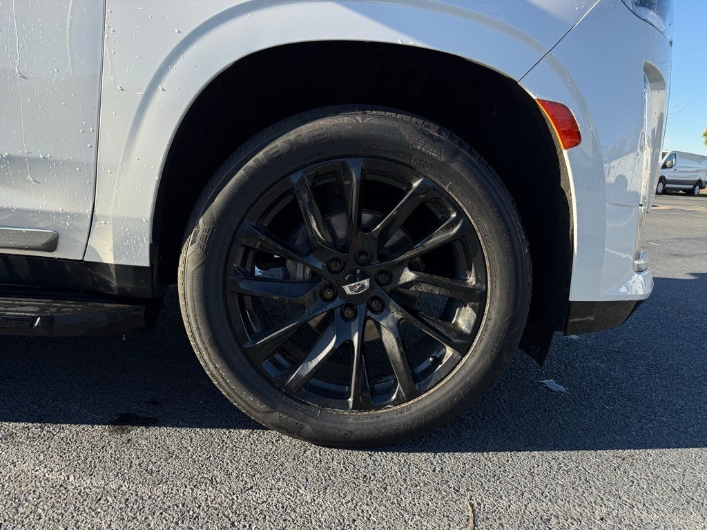 2022 Cadillac Escalade Luxury