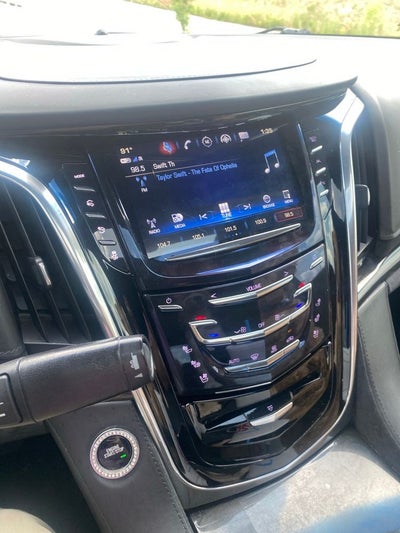 2019 Cadillac Escalade Platinum Edition