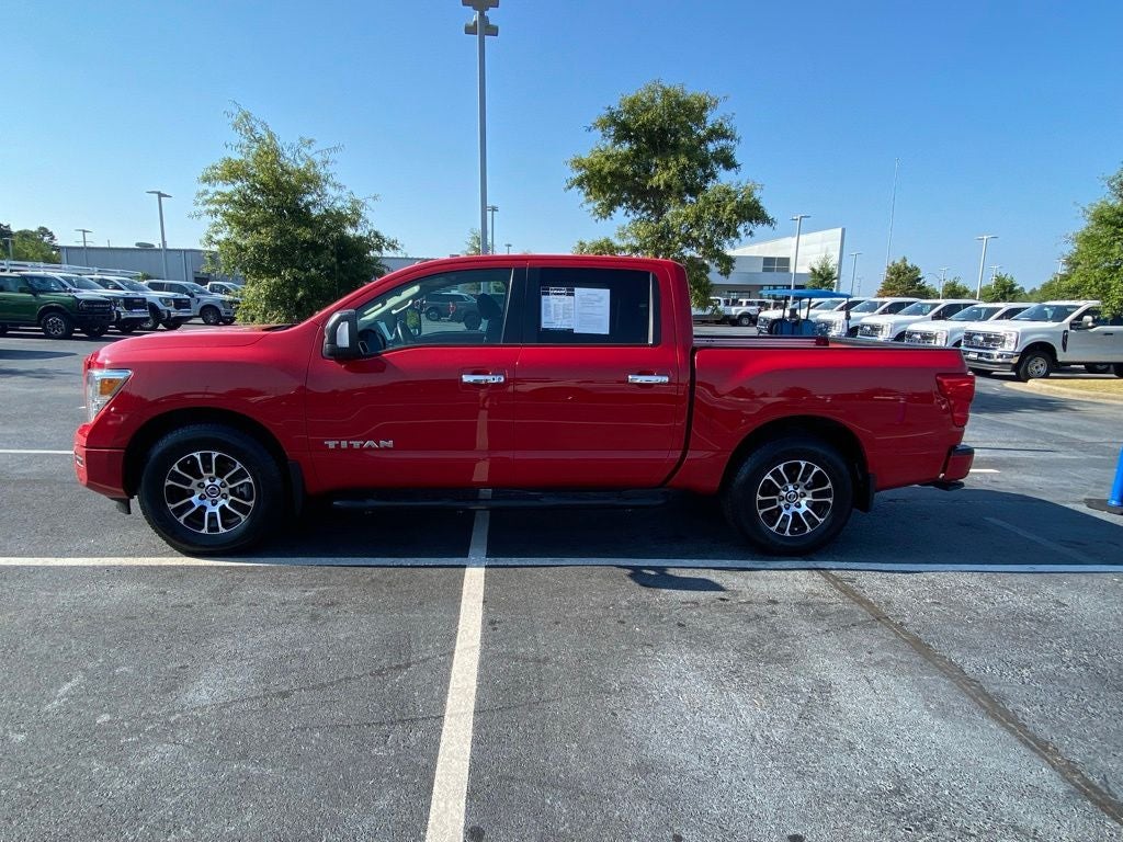 2021 Nissan Titan SV