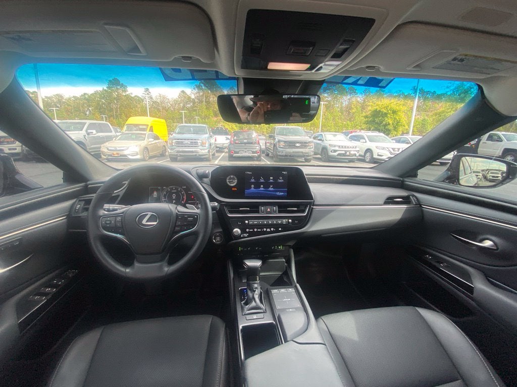 2022 Lexus ES 350