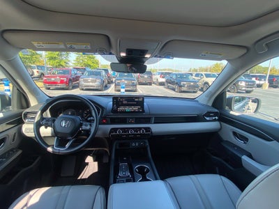 2023 Honda Pilot Touring 1-OWNER-CLEAN CARFAX