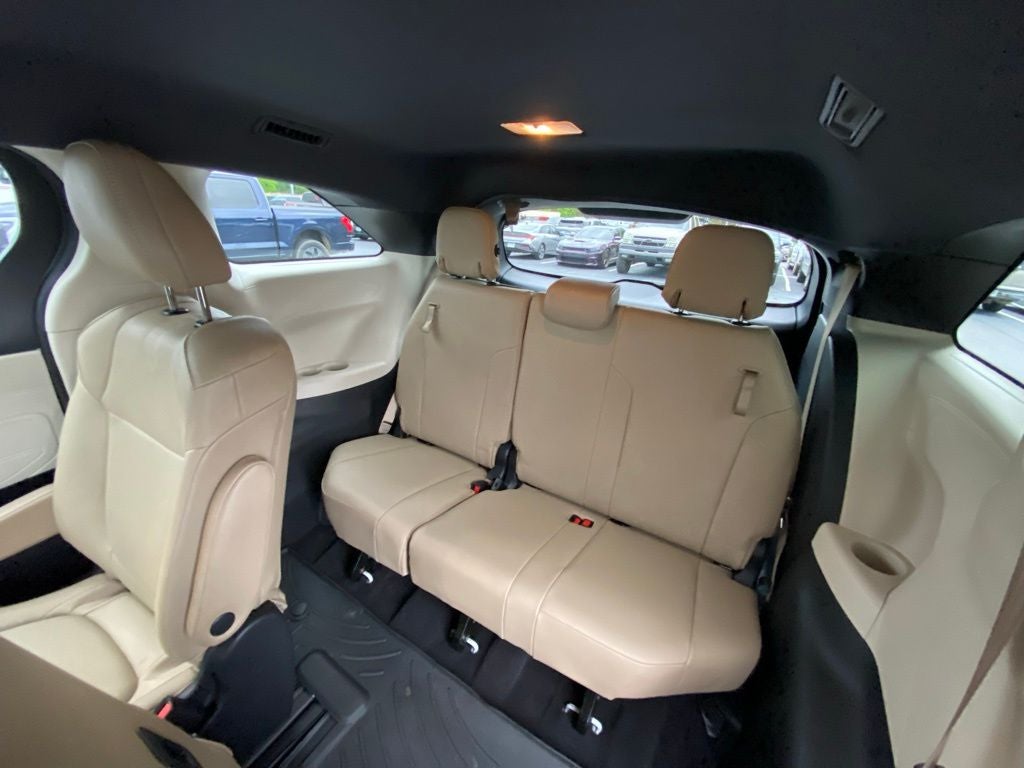 2021 Toyota Sienna XLE 8 Passenger