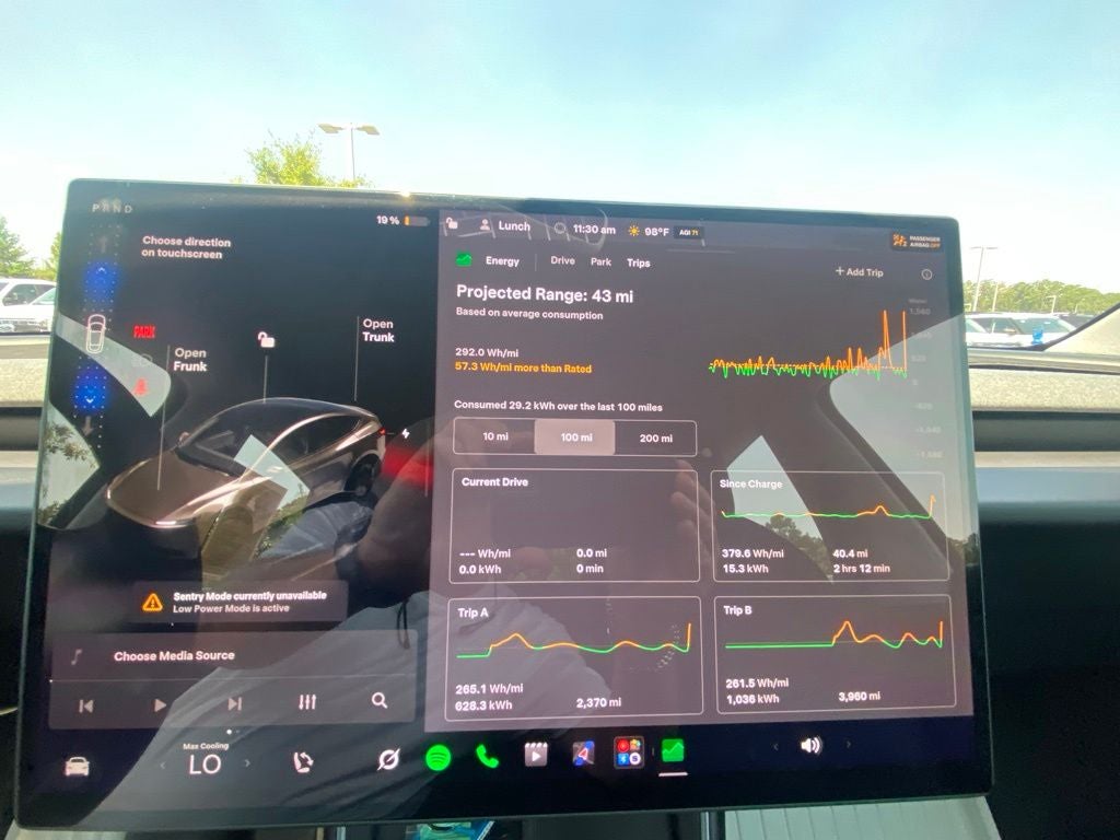 2026 Tesla Model Y Long Range 1 Owner-Clean Carfax