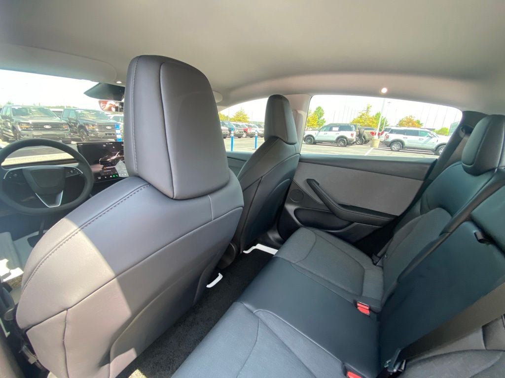 2026 Tesla Model Y Long Range 1 Owner-Clean Carfax