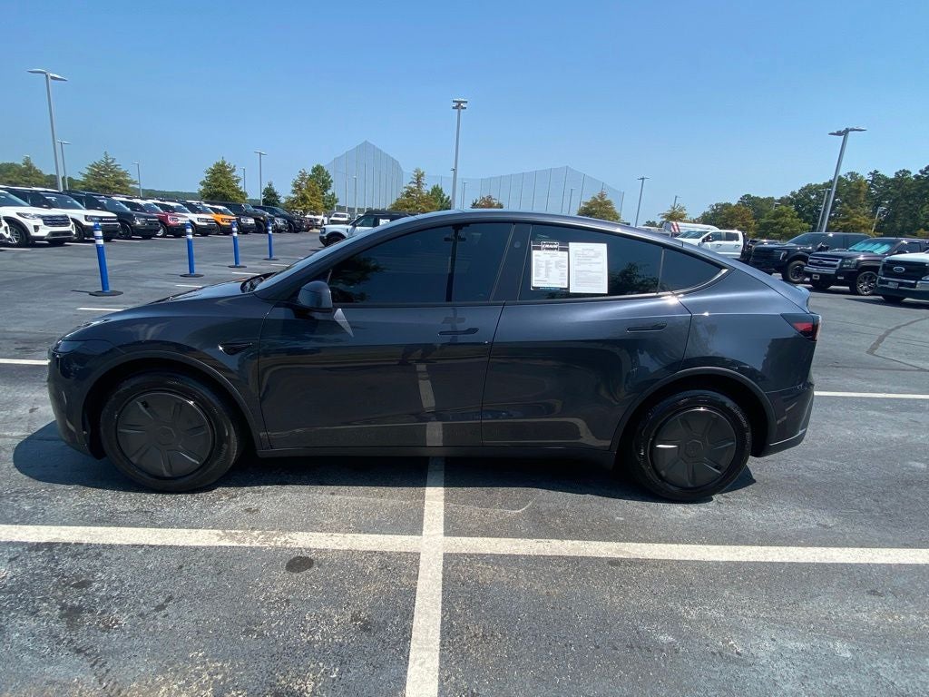 2026 Tesla Model Y Long Range 1 Owner-Clean Carfax