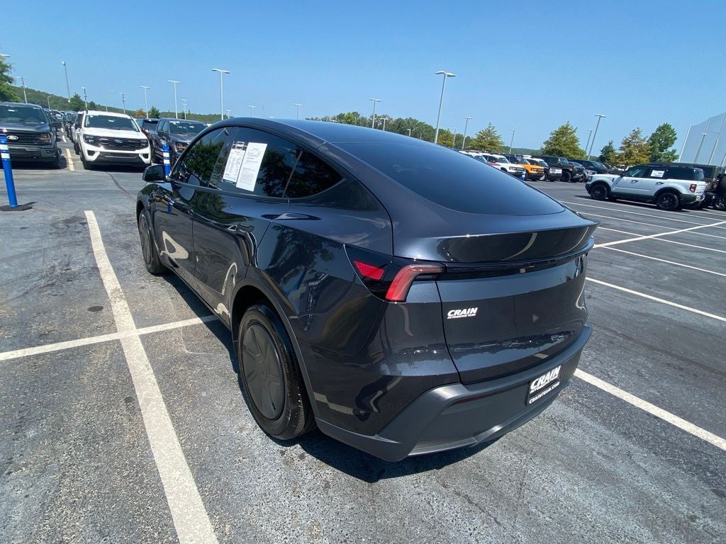 2026 Tesla Model Y Long Range 1 Owner-Clean Carfax
