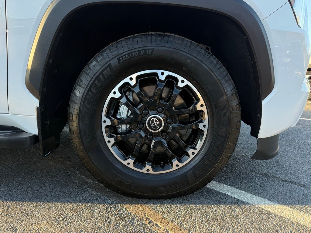 2024 Toyota Sequoia SR5