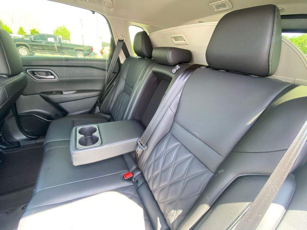 2024 Nissan Rogue Platinum