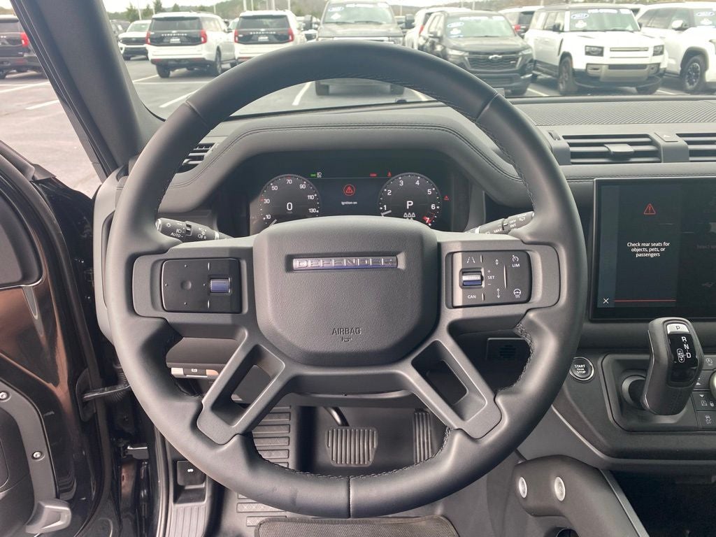 2025 Land Rover Defender 110 S