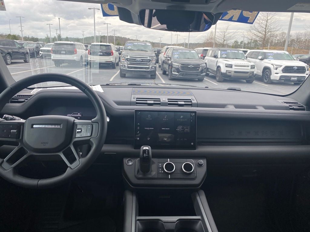 2025 Land Rover Defender 110 S