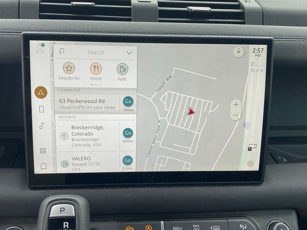 2025 Land Rover Defender 130 Outbound