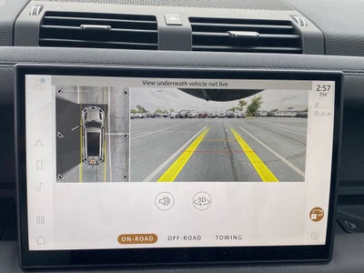 2025 Land Rover Defender 130 Outbound