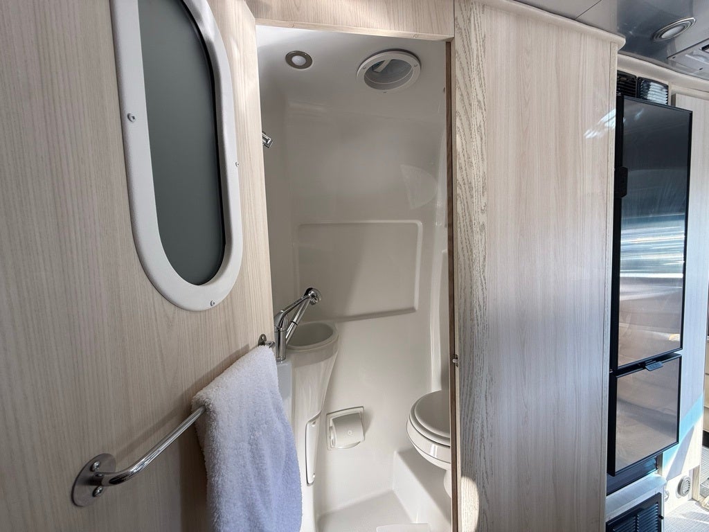 2023 Mercedes-Benz Airstream Cargo 170 WB High Roof