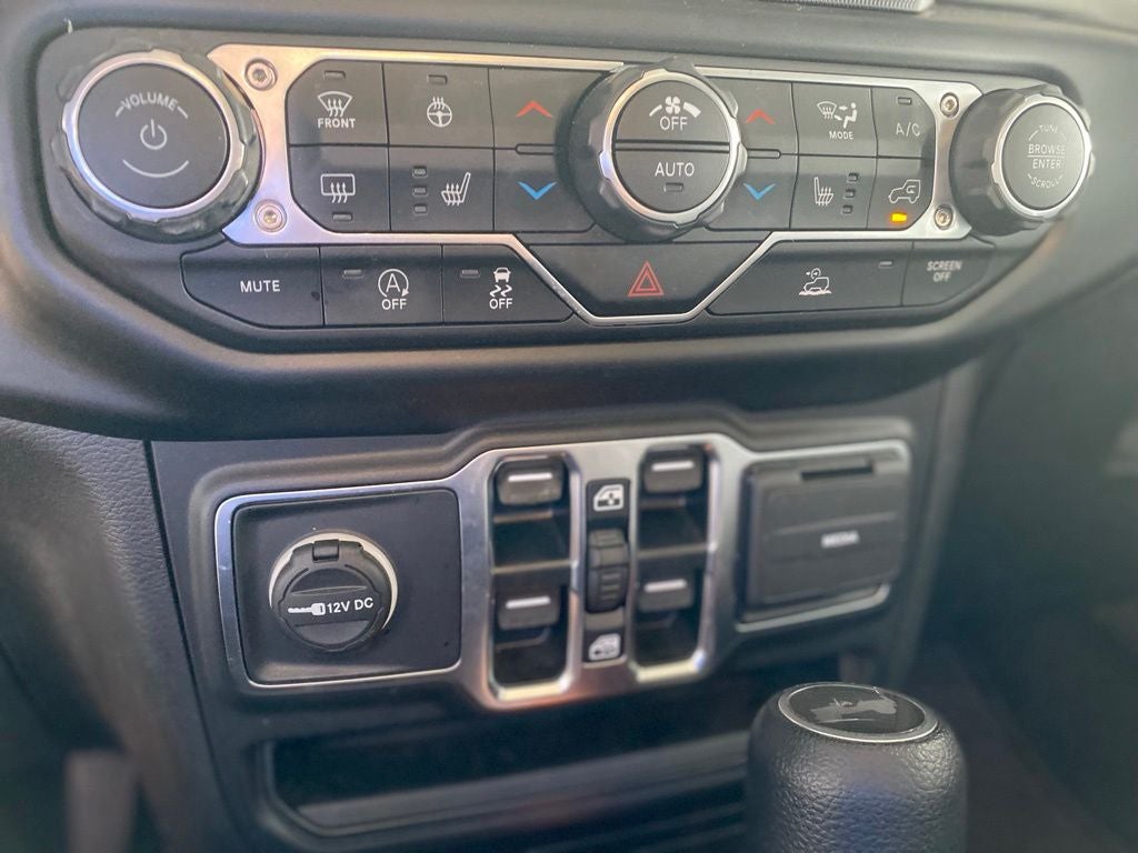 2022 Jeep Wrangler Unlimited Sahara - HARDTOP