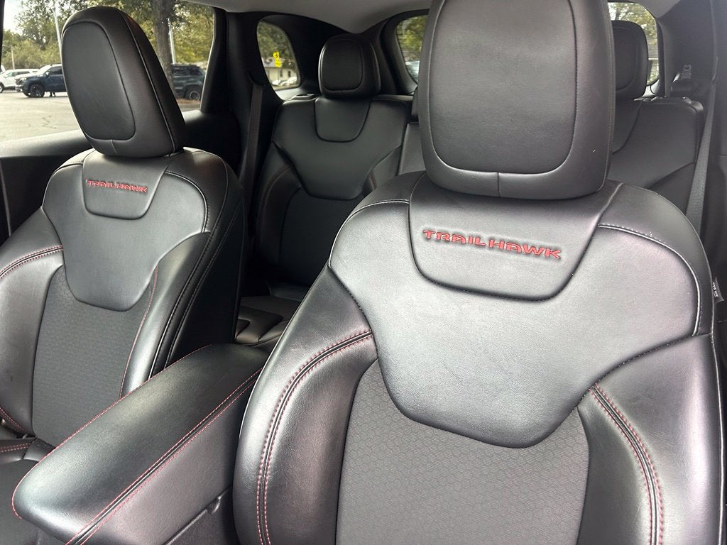 2020 Jeep Cherokee Trailhawk - 4WD