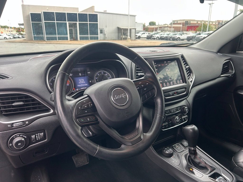 2020 Jeep Cherokee Trailhawk - 4WD