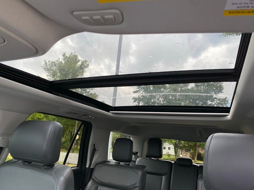 2025 Ford Expedition Active - 4WD - PANO ROOF