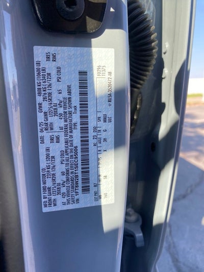 2025 Ford F-250SD Lariat Blackout Package-FX4