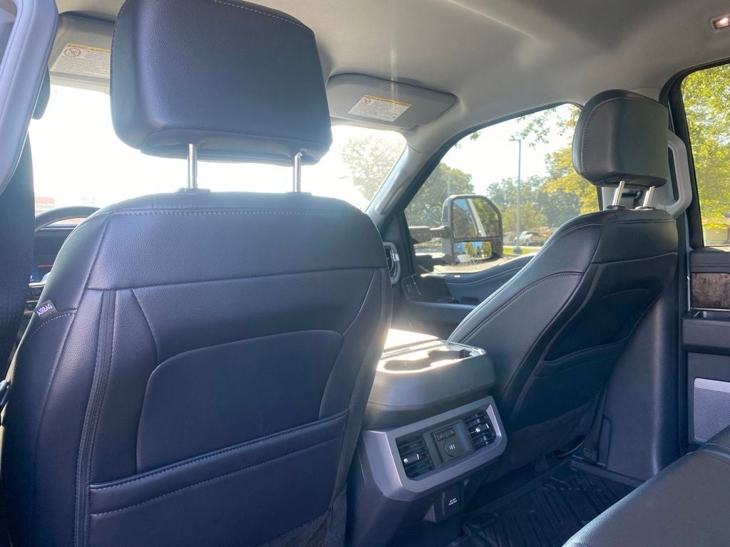 2025 Ford F-250SD Lariat Blackout Package-FX4