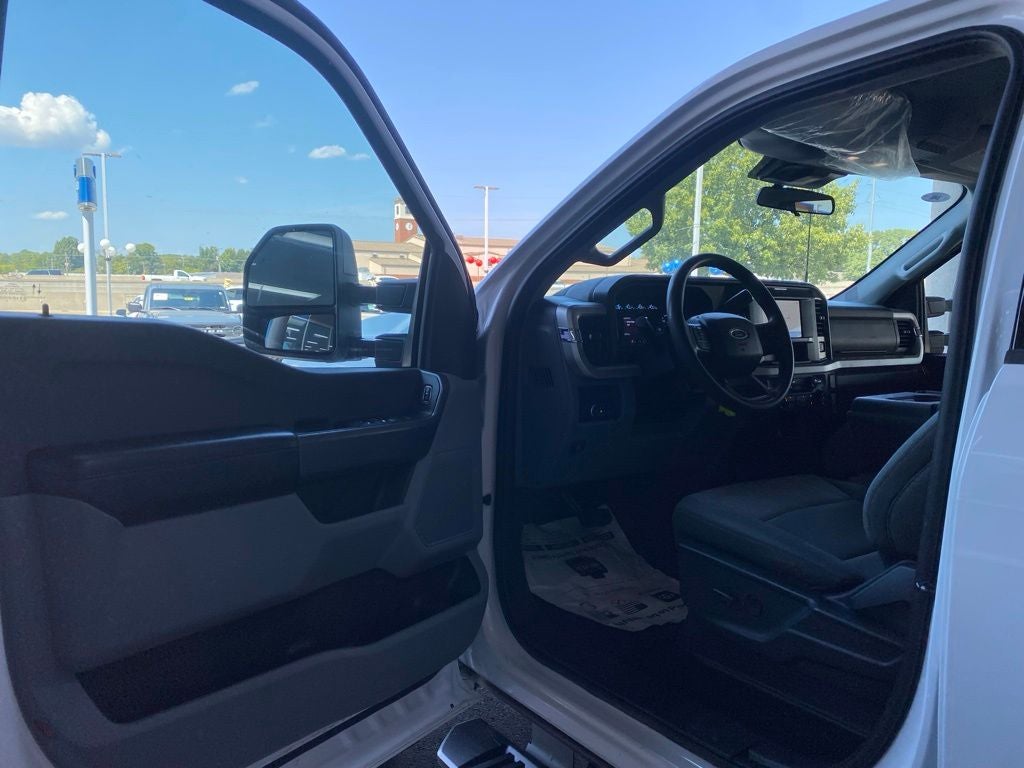 2025 Ford F-350SD XLT - FX4 - 6.7L POWERSTROKE