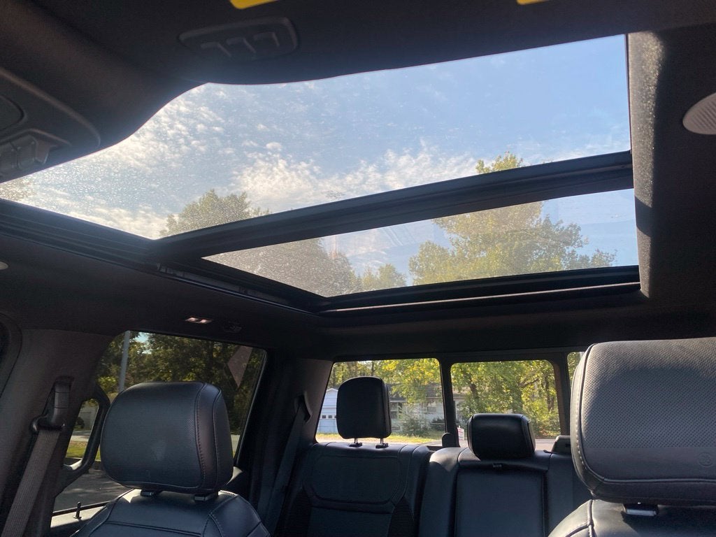 2022 Ford F-150 Raptor - CLEAN CARFAX - LOW MILES