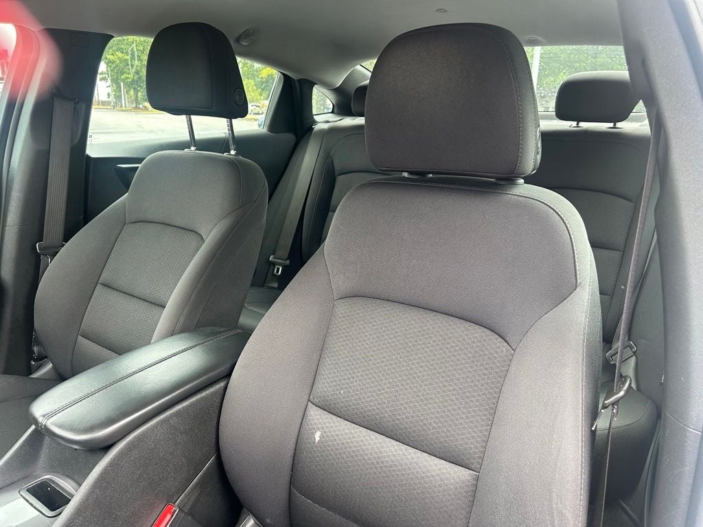 2023 Chevrolet Malibu LT - CLEAN CARFAX - ONE OWNER