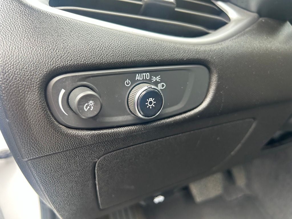 2023 Chevrolet Malibu LT - CLEAN CARFAX - ONE OWNER
