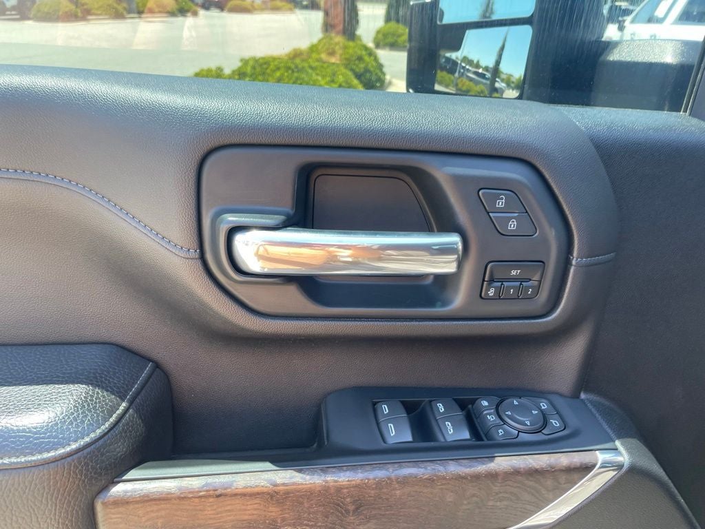 2023 GMC Sierra 2500HD Denali