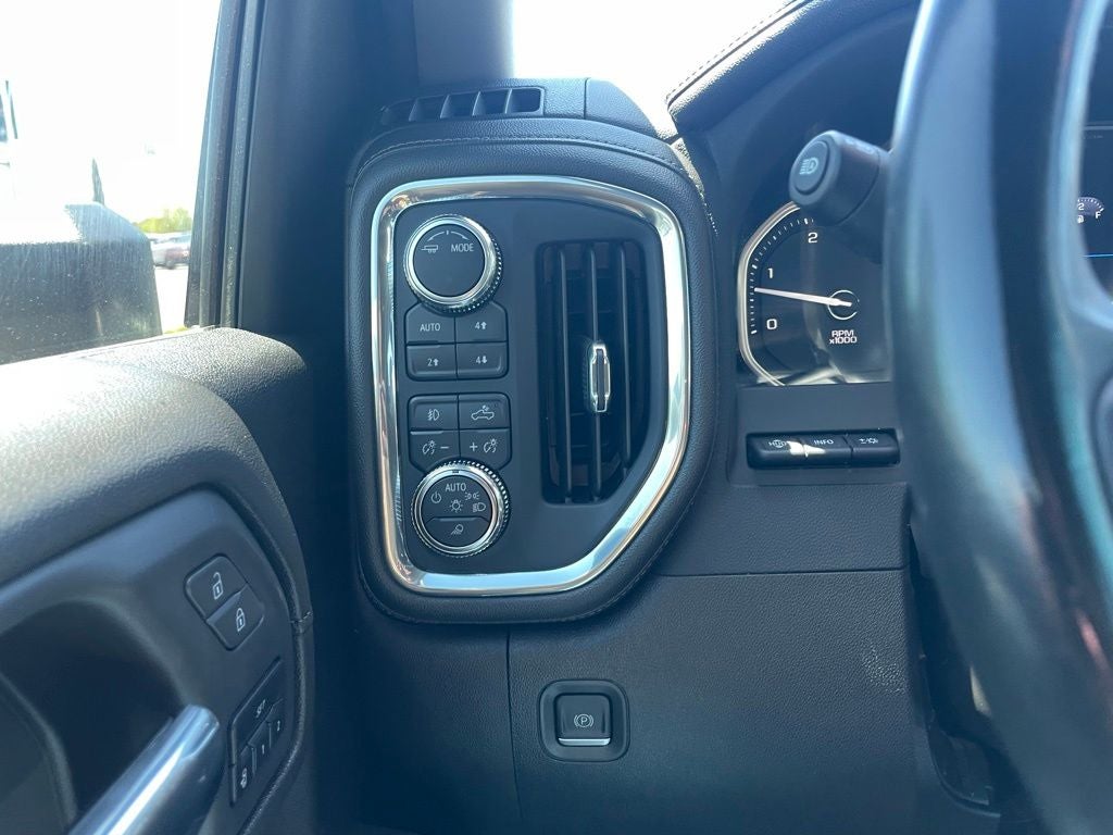 2023 GMC Sierra 2500HD Denali