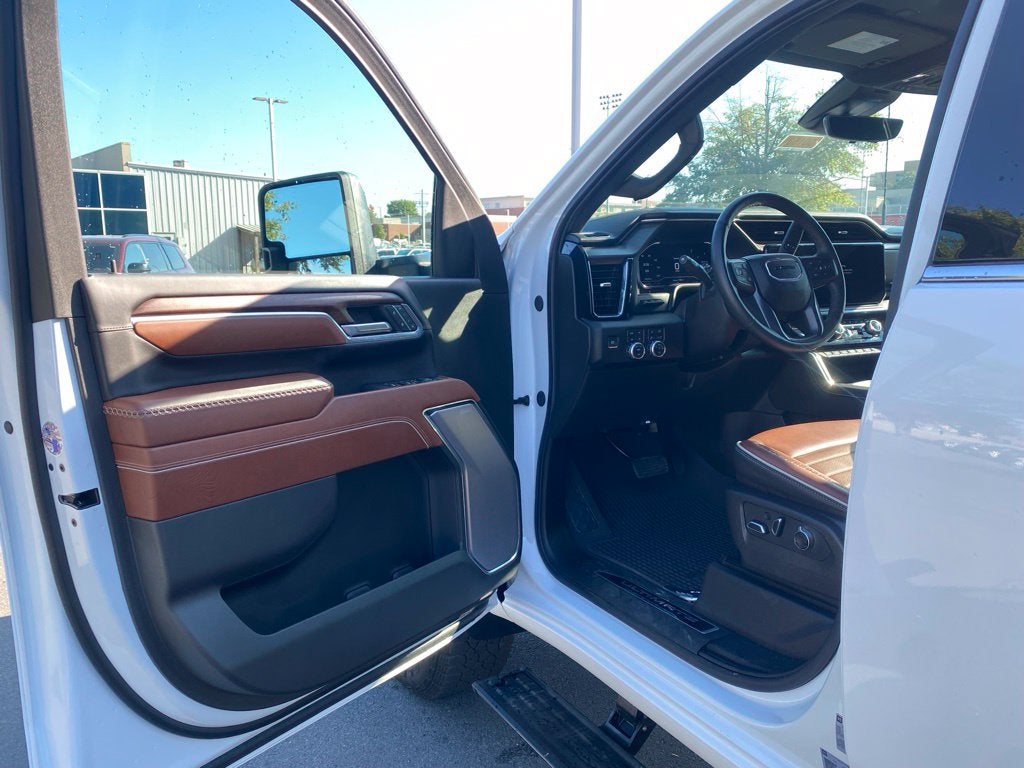 2024 GMC Sierra 2500HD Denali Ultimate - 4WD - CLEAN CARFAX - ONE OWNER