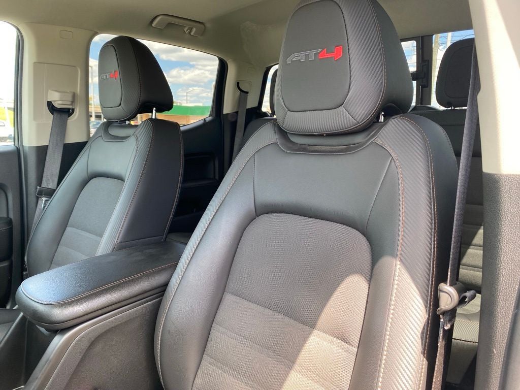 2022 GMC Canyon AT4 w/Cloth