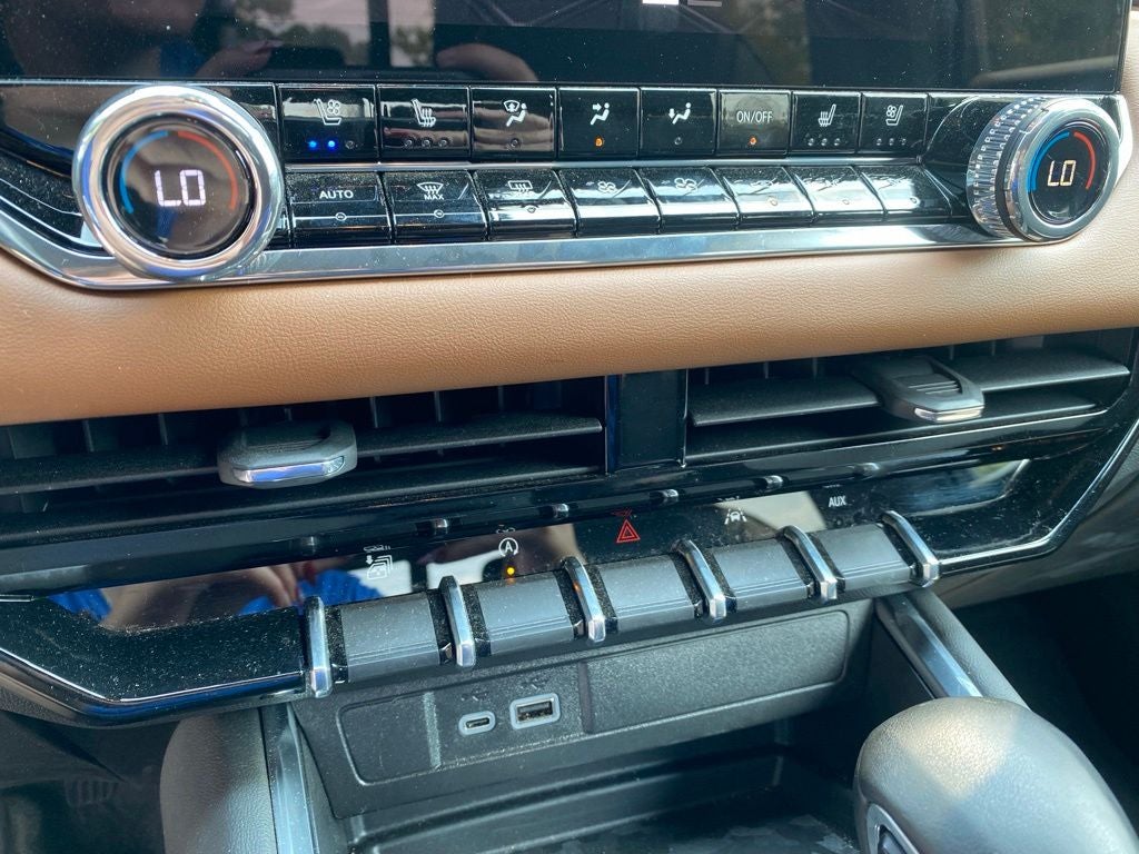 2026 GMC Canyon AT4 - LEATHER INTERIOR - FORD BLUE CERTIFIED