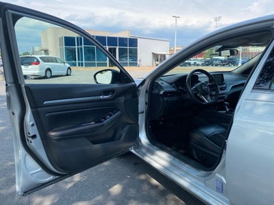 2024 Nissan Altima 2.5 SR - FORD BLUE CERTIFIED - CARFAX ONE OWNER