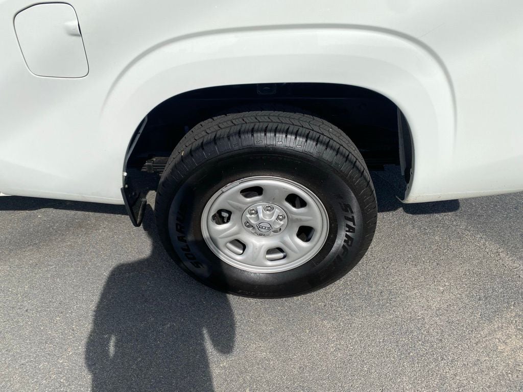 2022 Nissan Frontier S