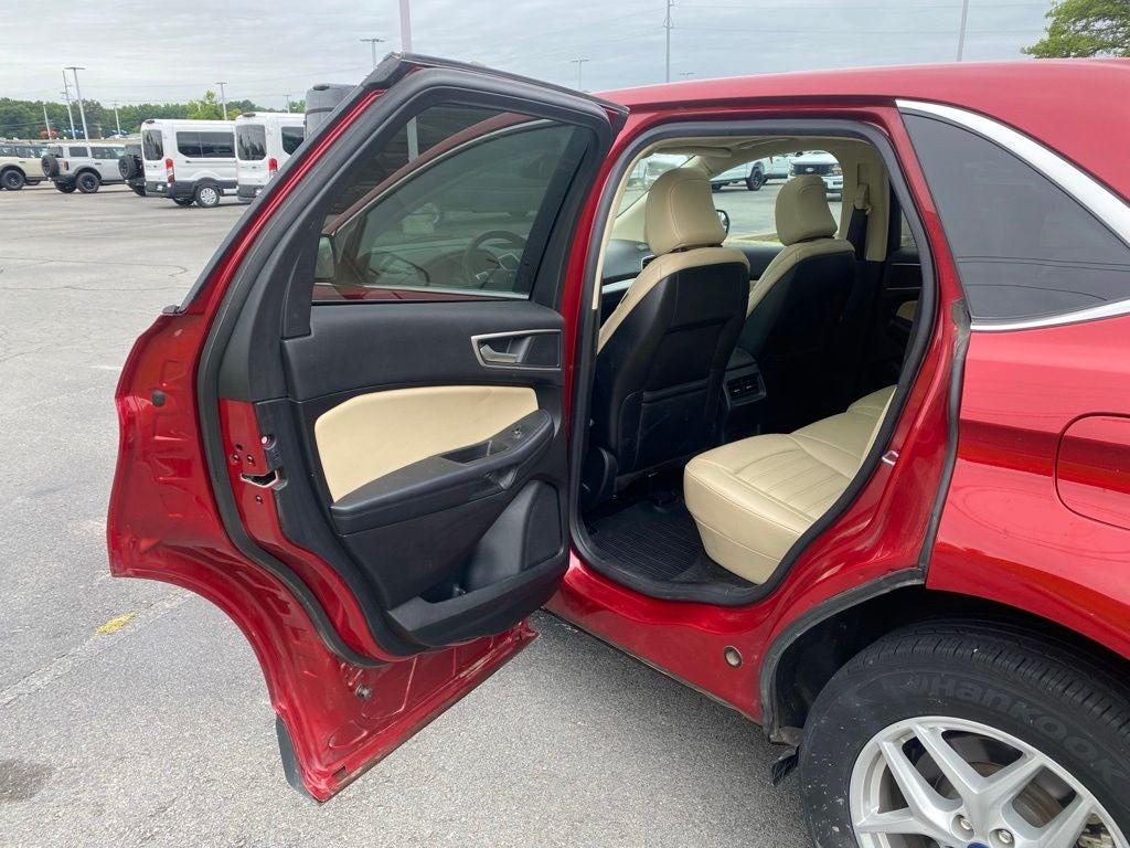 2022 Ford Edge SEL