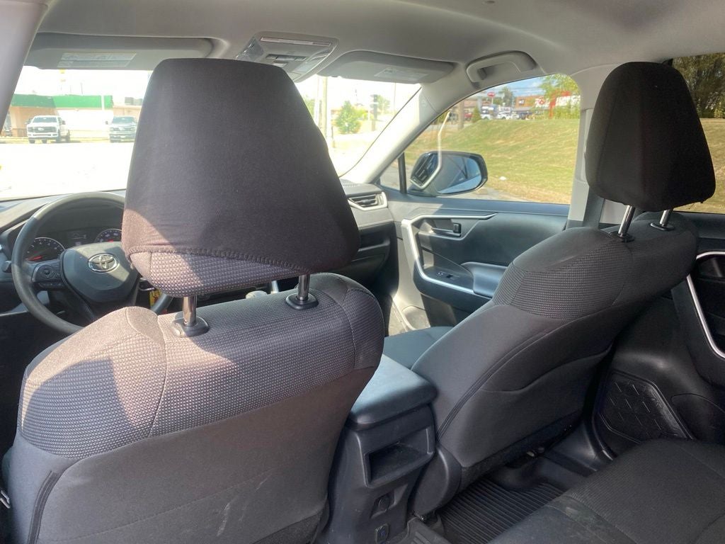 2021 Toyota RAV4 LE - FORD BLUE CERTIFIED - CLEAN CARFAX - ONE OWNER