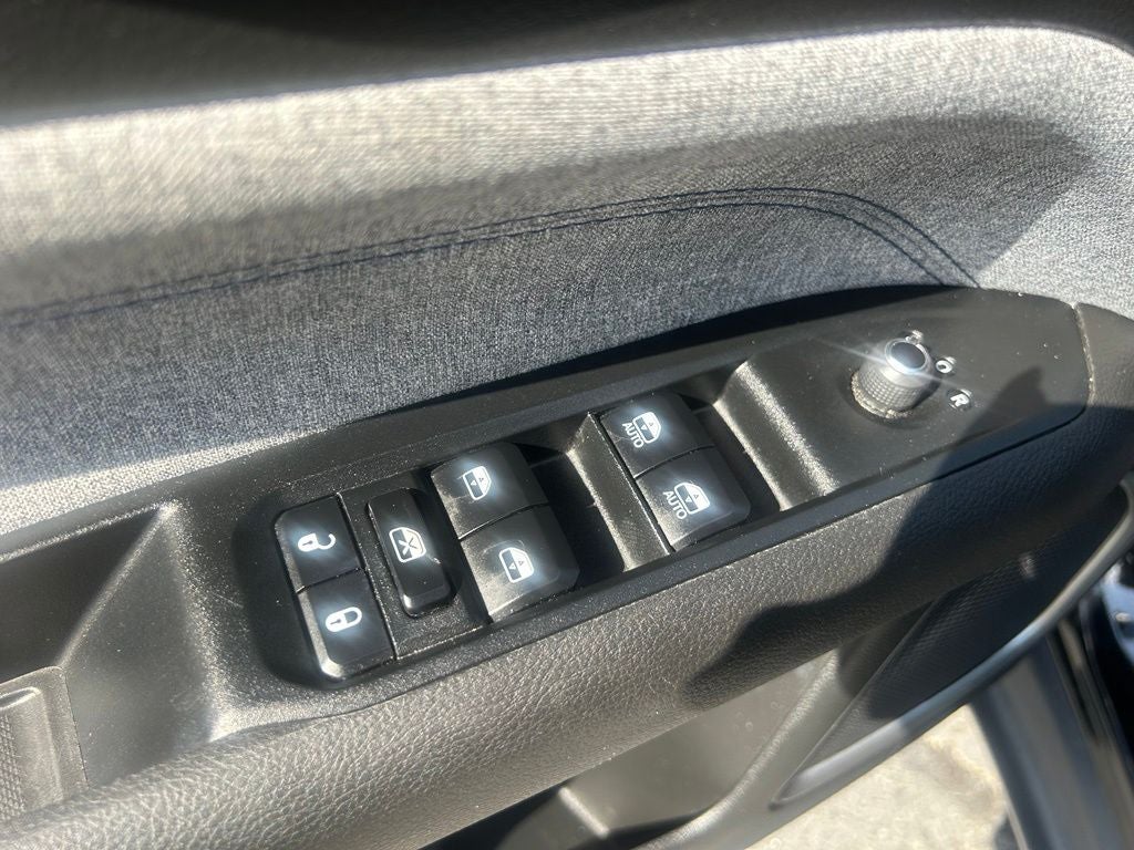 2024 Jeep Compass Latitude - 4WD - FORD BLUE CERTIFIED